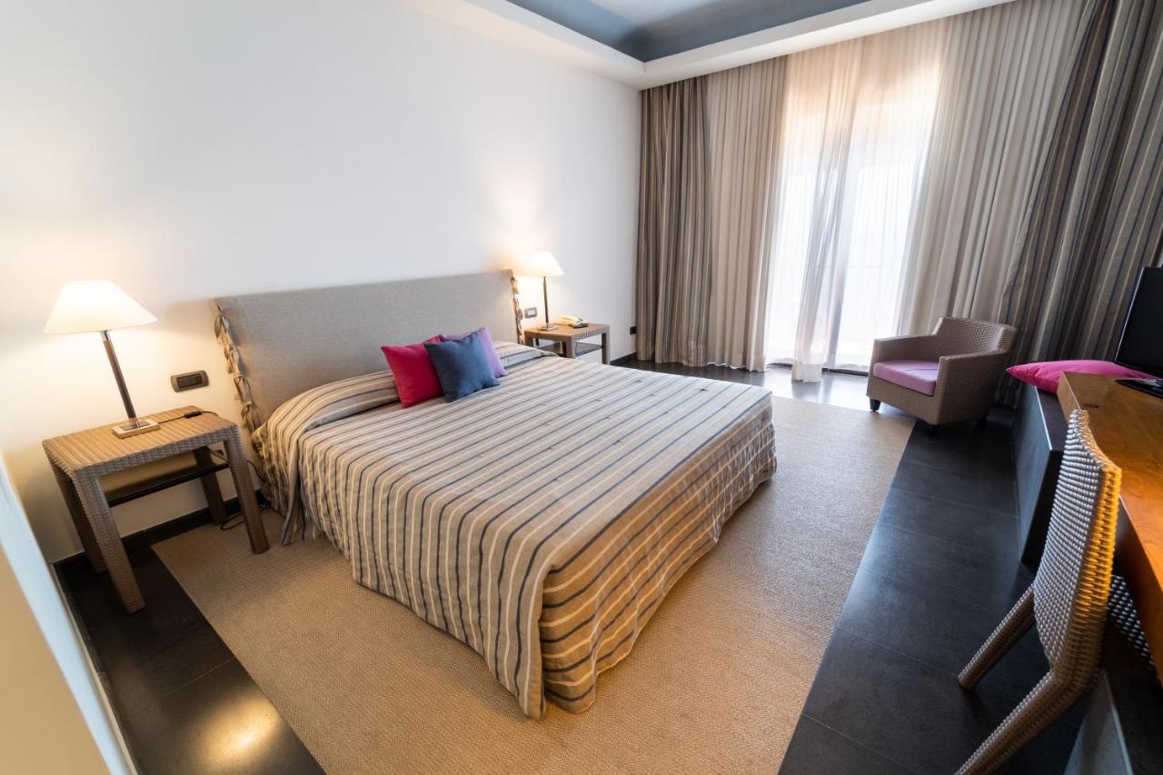 Santa Tecla Palace Hotel 4*