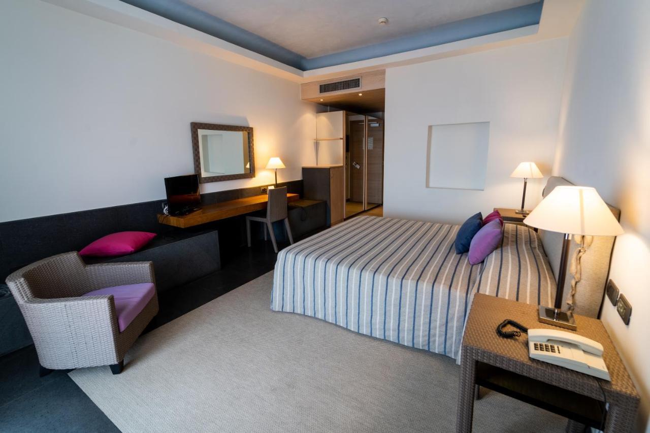 Hotel Santa Tecla Palace 4*